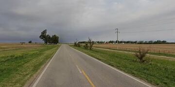 Abandonaron un perro en una ruta cerca de la ciudad de Córdoba.