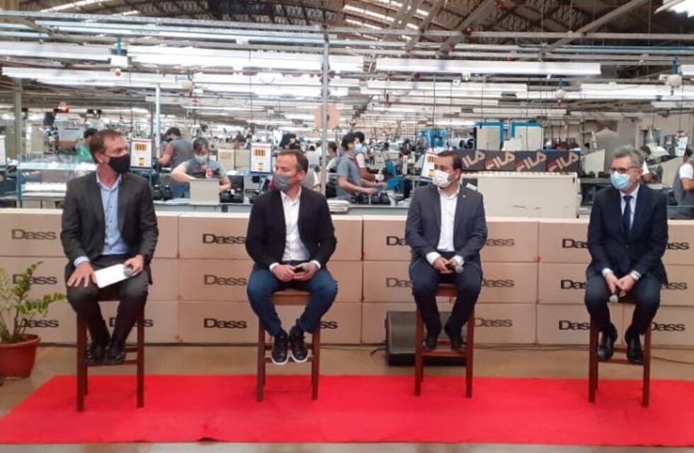 Herrera Ahuad participó de la reinauguración de la producción en planta Dass en Eldorado