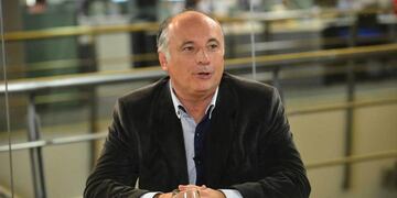 El ministro Eduardo Acastello advirtió desde Provincia por las complicaciones de las empresas para importar (archivo La Voz).