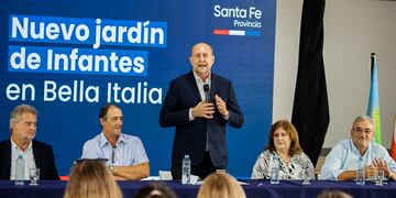 Perotti encabezó el acto en Bella Italia