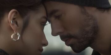 María Becerra y Enrique Iglesias lanzaron el romántico videoclip de “Así es la vida”