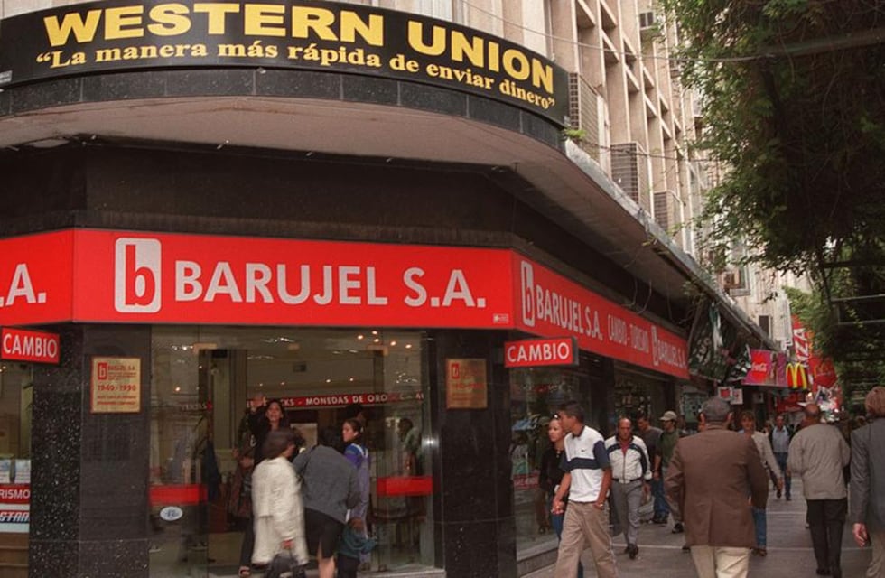 Dólar blue en Córdoba: en alza, así cerró la divisa este lunes 15 de septiembre
