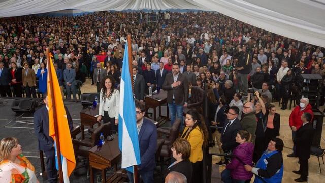 Histórico momento: Ushuaia juró por la nueva Carta Orgánica Municipal