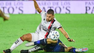 El último derby concluyó con triunfo auriazul en el Coloso del parque de la Independencia.