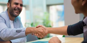 Qué país de Europa busca profesionales argentinos y pagan 3.000 euros mensuales.