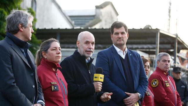 Horacio Rodríguez Larreta presentó las nuevas pistolas taser.