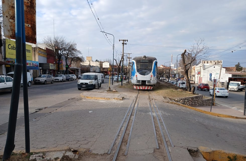 Tren de las Sierras embistió a una mujer en La Falda
