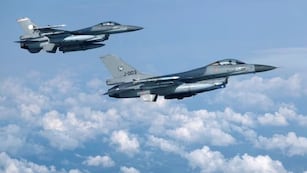 Los aviones de combate F-16 que Argentina le comprará a Dinamarca. Foto: Infobae