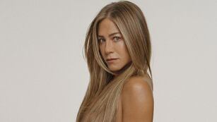 Dejarse las canas: la tendencia a la que ya se sumó Jennifer Aniston.