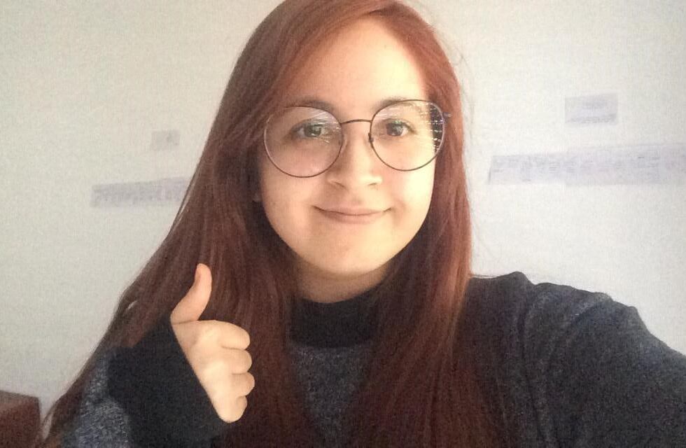 Una joven rosarina sufrió violencia familiar, vivió en la calle y hoy en día es programadora