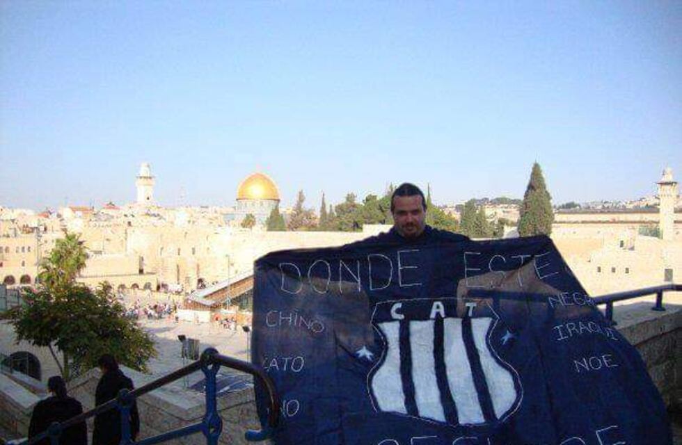 Fanático de Talleres, viajó desde Israel en cuatro aviones para estar en la final con Boca por Copa Argentina