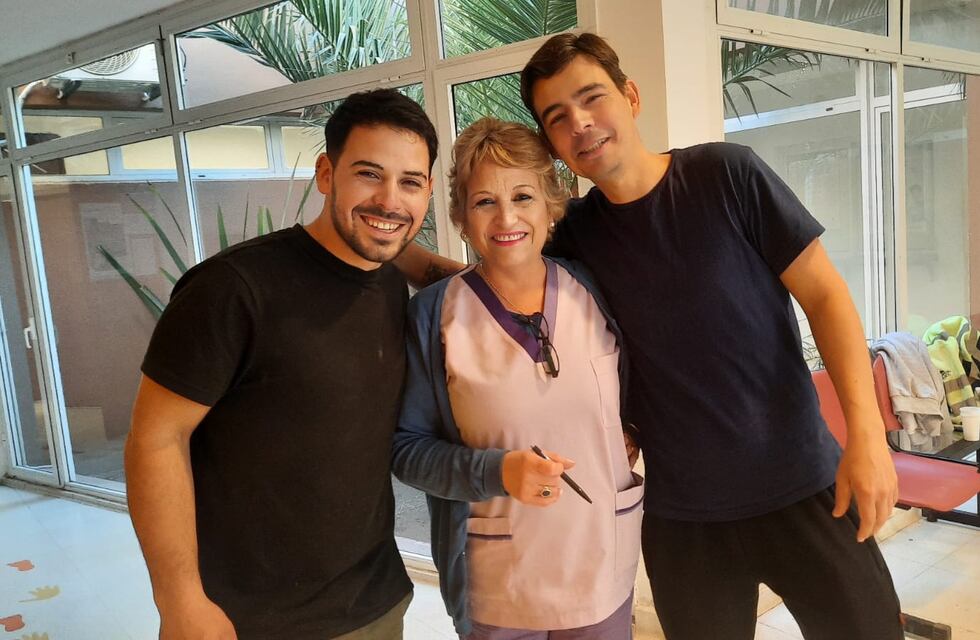 Reta: Dos amigos hicieron de la donación de sangre una fiesta