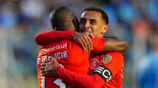 El ecuatoriano Enner Valencia, delantero estrella del Inter, salió con molestias en semifinales por el torneo Gaúcho (AP Foto/Juan Karita)