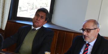 El abogado Jorge Zurueta (izquierda), actualmente juez de Control del Poder Judicial, al momento del hecho por el que resultó condenado se desempeñaba como secretario de Seguridad de la provincia.