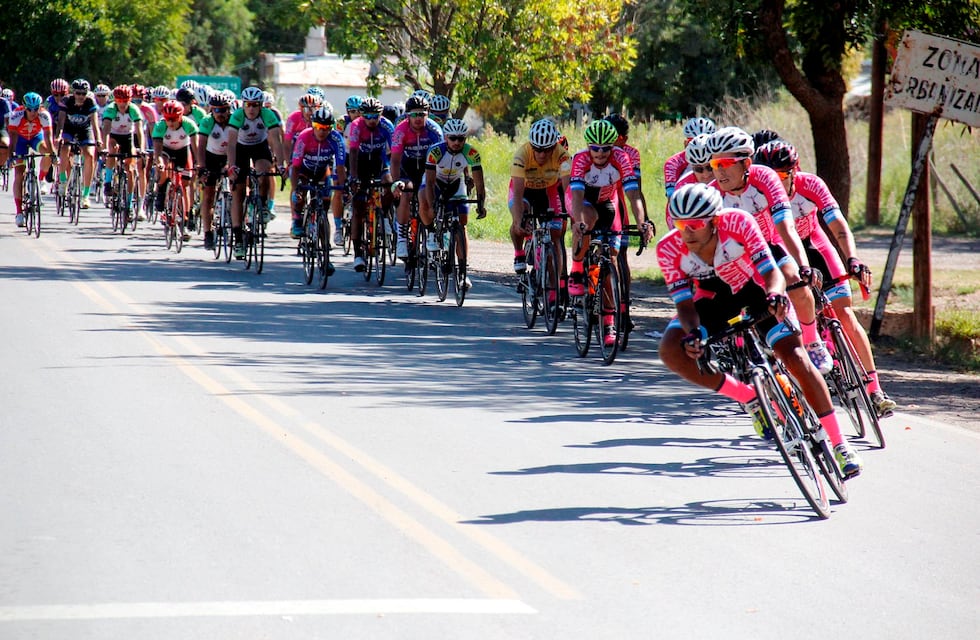 Este miércoles larga la Vuelta Ciclística de General Alvear
