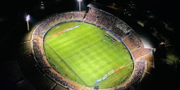 San Luis recibe a la Selección Argentina en el "Juan Gilberto Funes" de La Punta.