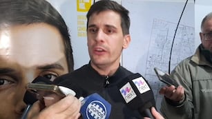 Leo Viotti en conferencia de prensa