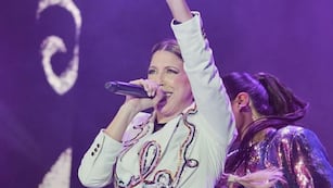 Florencia Bertotti imparable, superó el récord de Emilia Mernes en el Movistar Arena