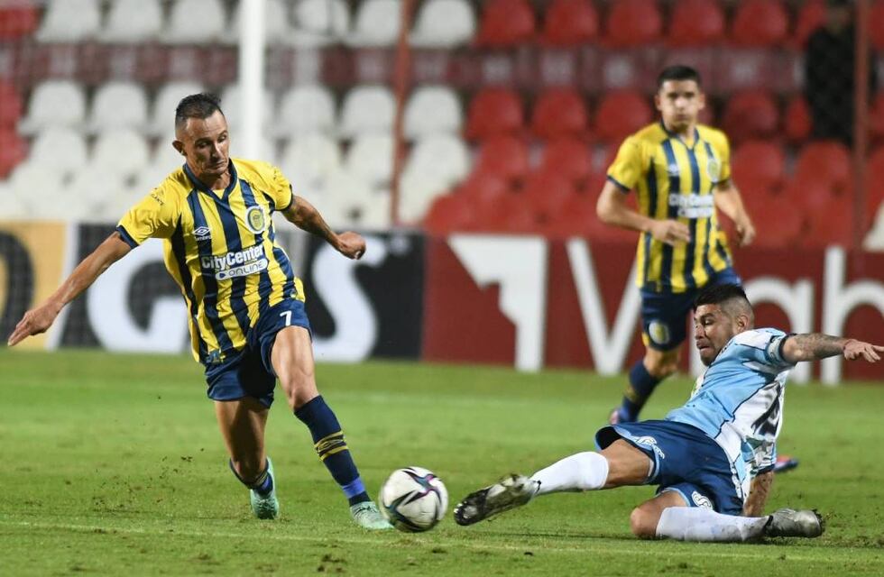 Rosario Central sufrió pero derrotó a Sol de Mayo por penales en la Copa Argentina