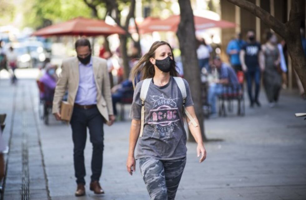 Las calles Córdoba y San Luis serán peatonales este sábado