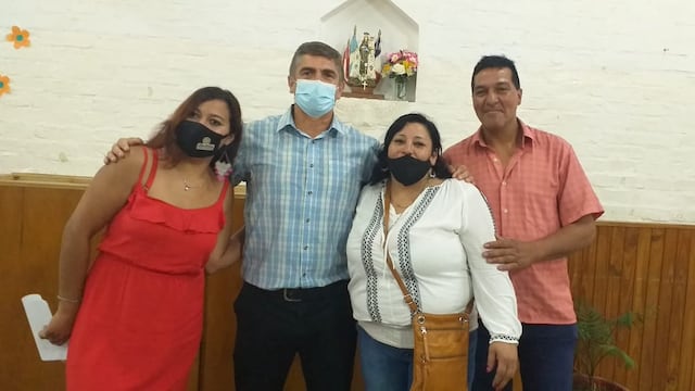 Antonella Amaya, el maestro Claudio Rodríguez con María Juri y Antonio Amaya.