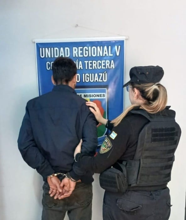 Se entregó el conductor que atropelló y mató a un adolescente en Puerto Iguazú.