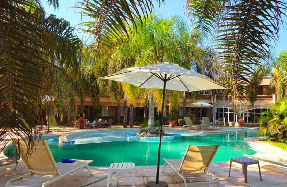 Cómo es el “Caribe cordobés” que ofrece una experiencia de relajación con masajes tántricos