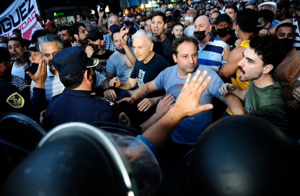 La provocación policial que desató la furia de los vecinos de Ramos Mejía