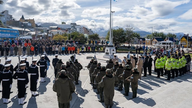 Ushuaia realizó el acto conmemorativo por el Día de la Antártida Argentina