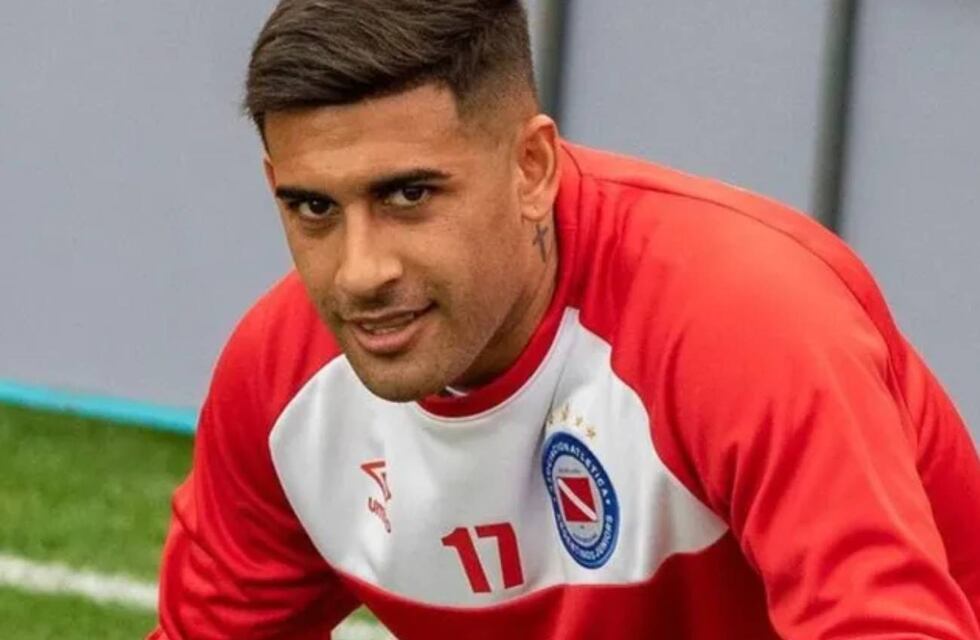 Robaron la casa de un jugador de Argentinos Juniors mientras estaba de vacaciones