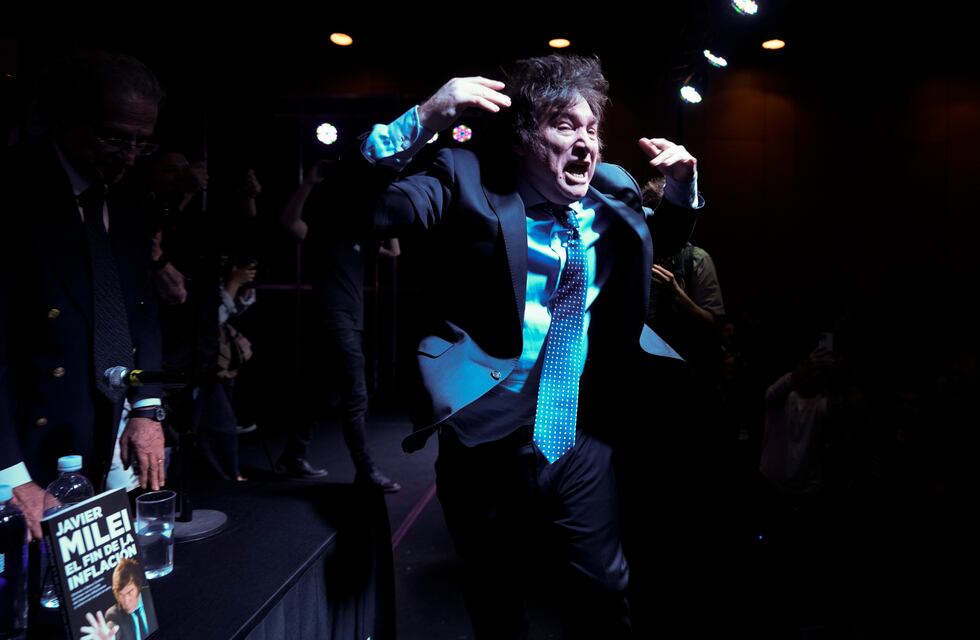 Cómo conseguir entradas para ver a Milei cantar el miércoles 22 de mayo en el Luna Park