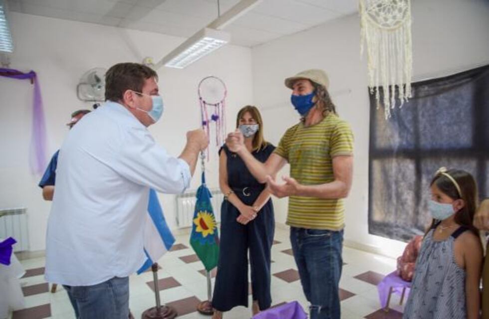 El Jardín Municipal N°29 presentó la Bandera institucional