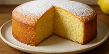 Cómo hacer bizcochuelo de limón sin horno y súper esponjoso: receta ideal para acompañar los mates