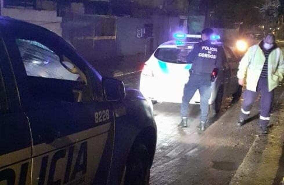 Desarticularon “fiesta clandestina” y retuvieron motos por incumplir horario de circulación