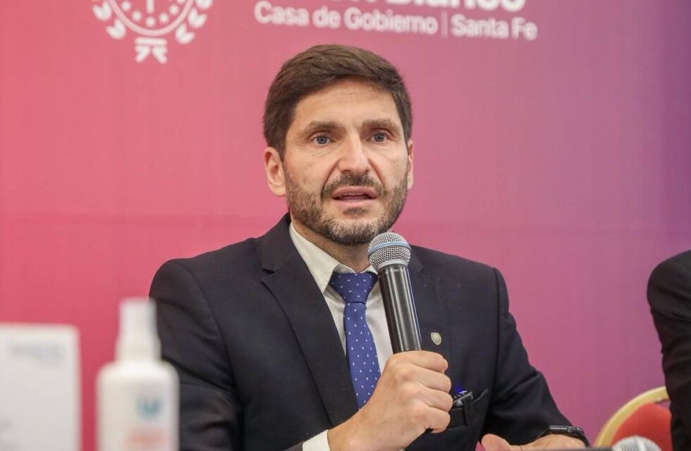 Paro docente en Santa Fe: Maximiliano Pullaro evalúa descuento por días sin clases