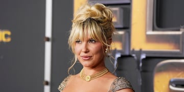 Millie Bobby Brown de Stranger Things posó con un look total black de ropa interior y repudió a los haters