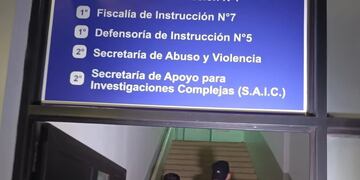 Imputaron por femicidio al marido de la taxista y se negó a declarar.