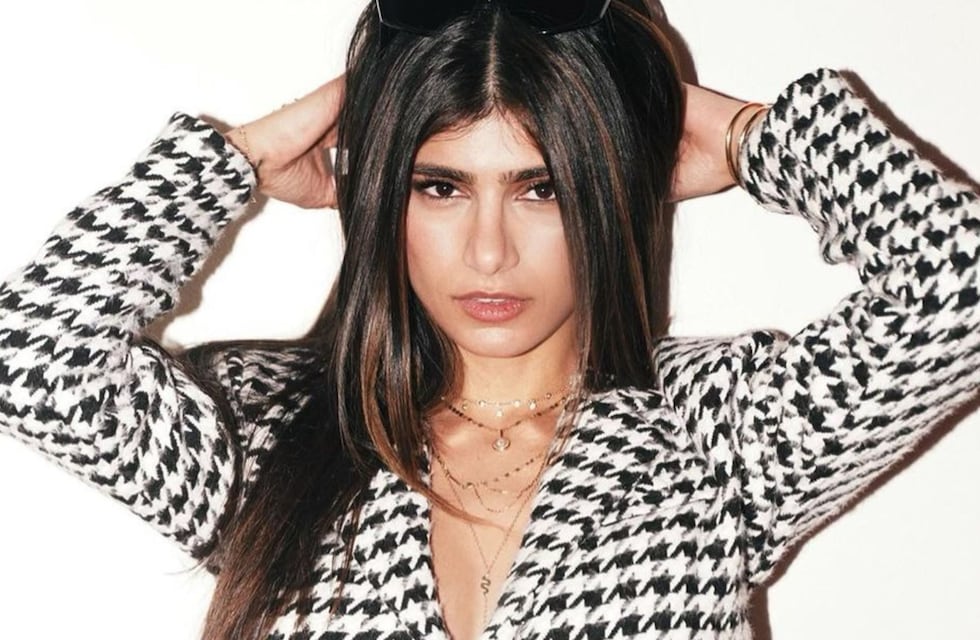 Mia Khalifa sorprendió en las redes con un detalle en su foto que no pasó desapercibido