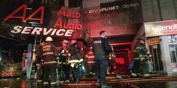 Incendio en edificio de avenida Colón, entre Mitre y Chile (Ciudad de Mendoza).