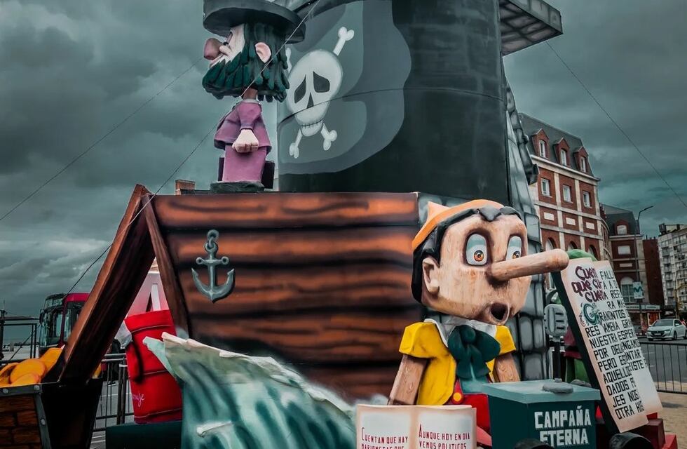 La 68° Falla Valenciana cambió de día por el clima