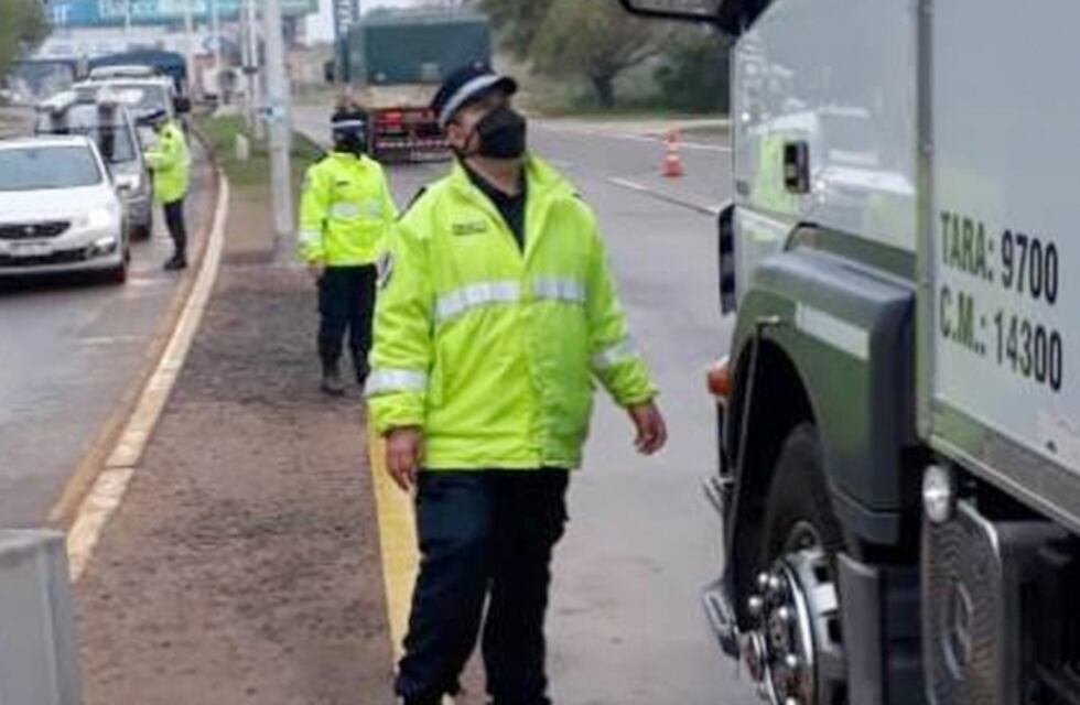 Feliciano: encuentran 300 kilos de marihuana oculta en un camión térmico