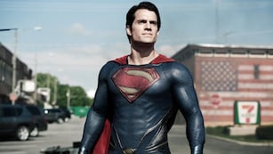 ¿Es más guapo que Henry Cavill? Se conoció el nombre del nuevo Superman y ya generó debate entre los fans.
