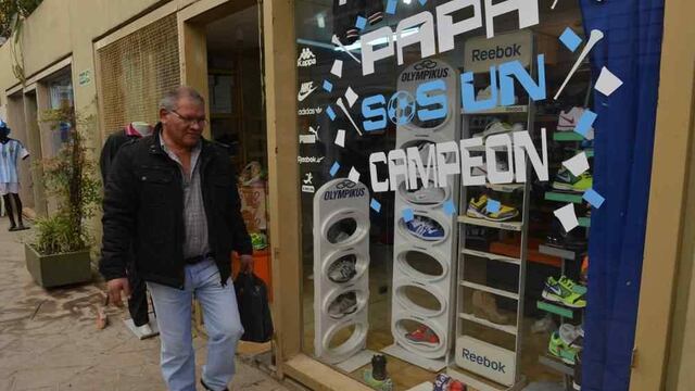 El comercio pretende abrir sus puertas porque está el Día del Padre. (Foto LaVoz / Archivo).