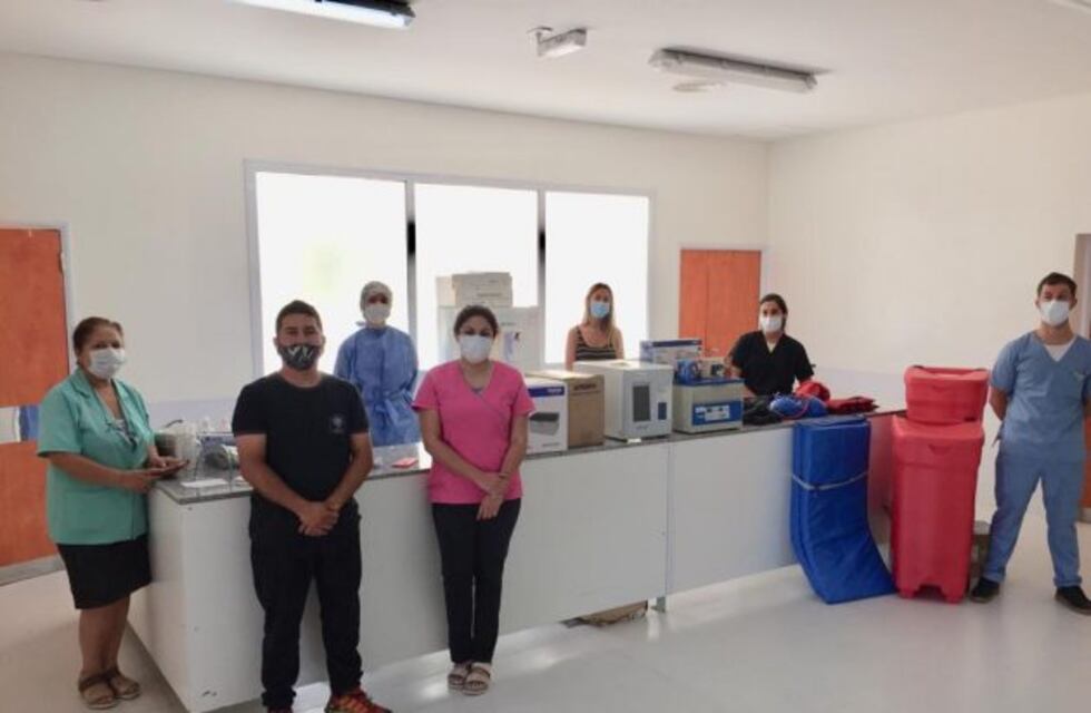 El Ministerio de Salud entregó equipamiento en los hospitales de Luján, Candelaria y Unión