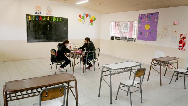 Regreso de las clases presenciales en establecimientos educativos.