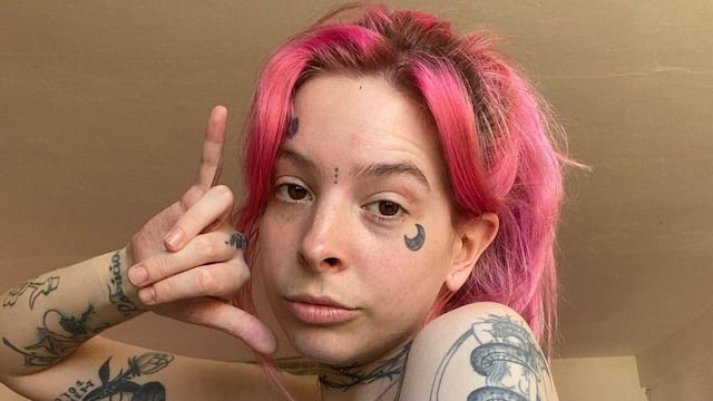 Nahir Lorenzetti tiene 27 años y se volcó a Twitch tras sus inicios como youtuber.