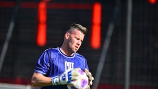 Guido Herrera contó la situación clave que se dio en el vestuario durante el entretiempo que le permitió a Talleres levantar un 2-0 y terminar 2-2 con Colón, en Santa Fe. (José Gabriel Hernández / La Voz)