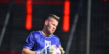Guido Herrera contó la situación clave que se dio en el vestuario durante el entretiempo que le permitió a Talleres levantar un 2-0 y terminar 2-2 con Colón, en Santa Fe. (José Gabriel Hernández / La Voz)