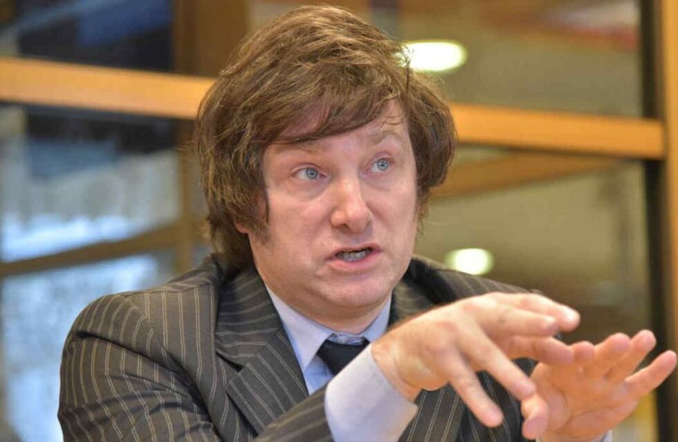 Milei destrozó a Alberto Fernández por las visitas VIP a Olivos: “Hubo gente que perdió a sus familiares y él estaba enfiestado”