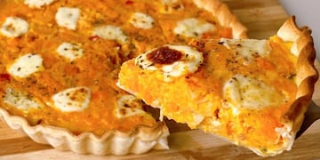 Como hacer una tarta de calabaza con cebolla caramelizada con pocos ingredientes y de forma rápida